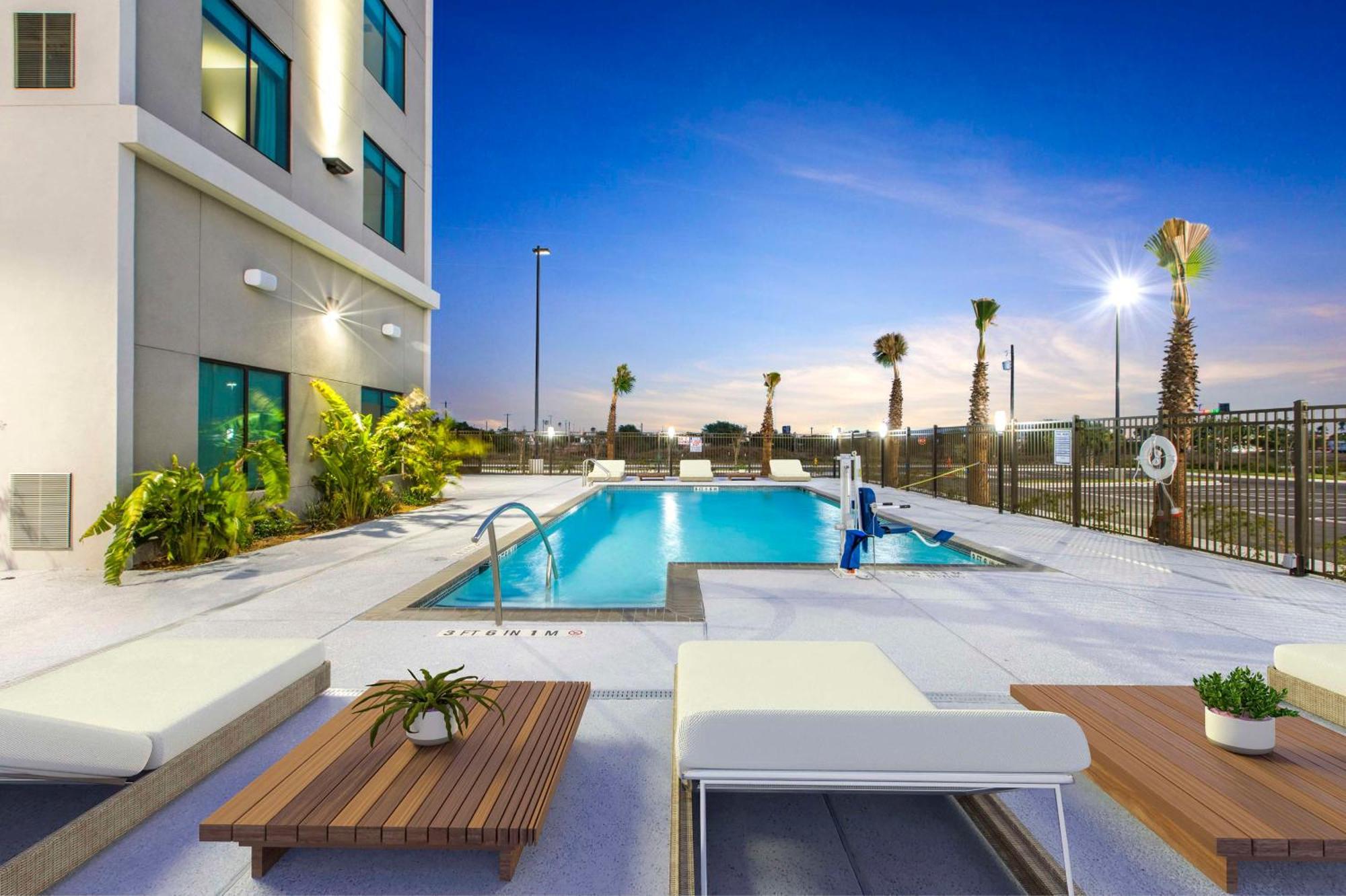 Hilton Garden Inn Harlingen Convention Center, Tx Exterior foto
